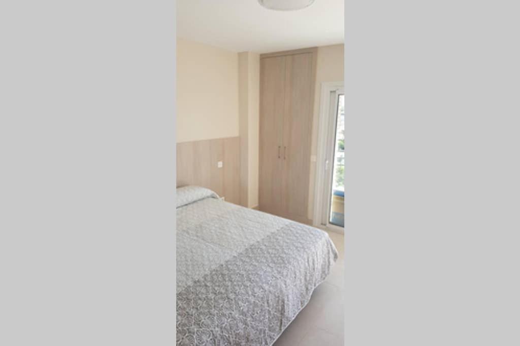 베날마데나코스타 Apartamento Junto Al Mar En Puerto Marina 아파트 외부 사진