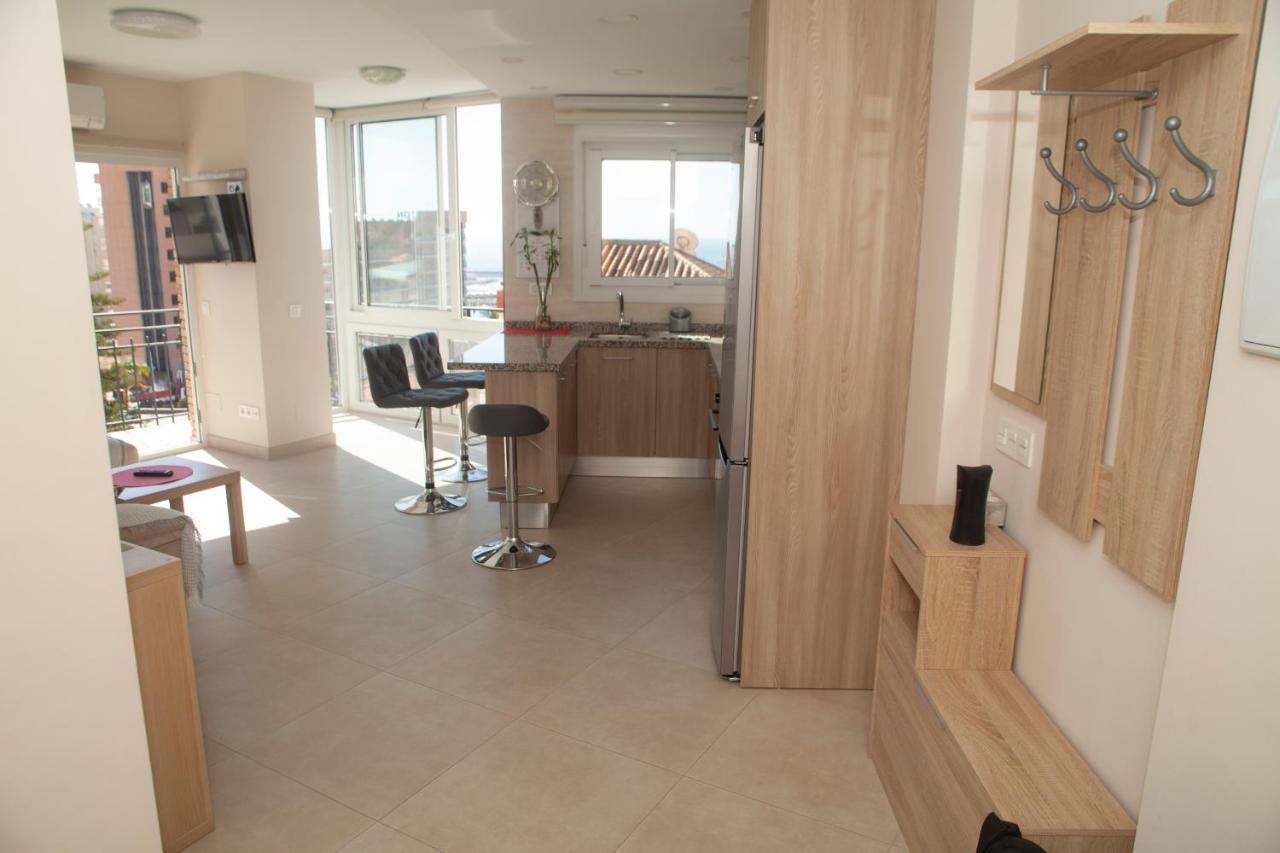 베날마데나코스타 Apartamento Junto Al Mar En Puerto Marina 아파트 외부 사진
